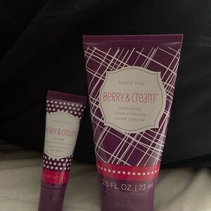 Mary Kay Berry’s & Cream Body Lotion & Lip Balm Gift Set New In Box